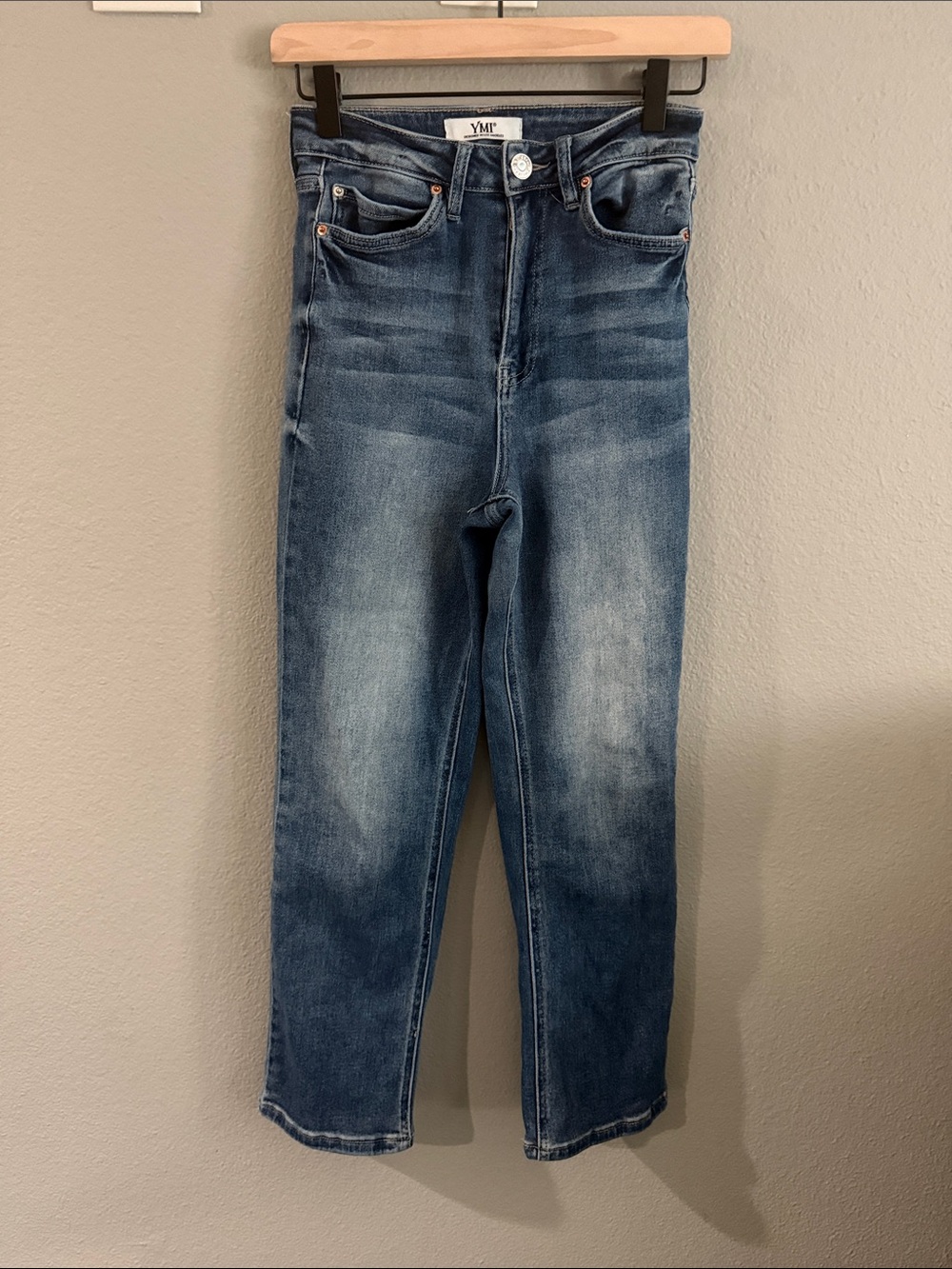 YMI Los Angeles High Rise Ankle Straight Jeans Medium Wash Size 7/28